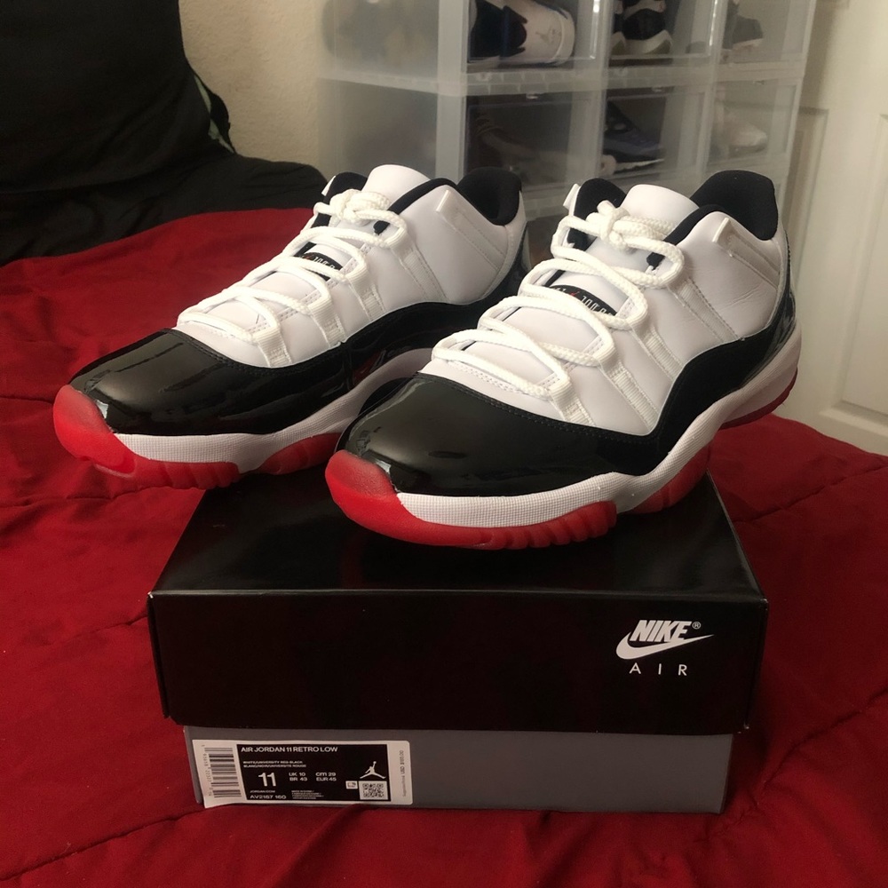 Air Jordan 11 Concord Bred
